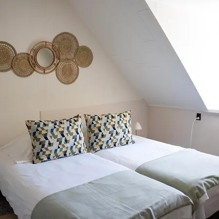 Aerohus Hotel 3*