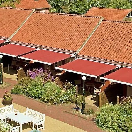 Hotel Aerohus 3*